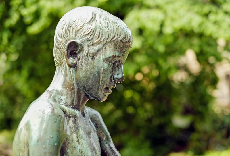 Living Sculpture