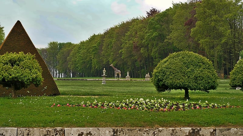 Topiary Garden Sculpture